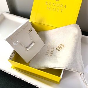 NWT Kendra Scott Rhodium mother pearl pendant